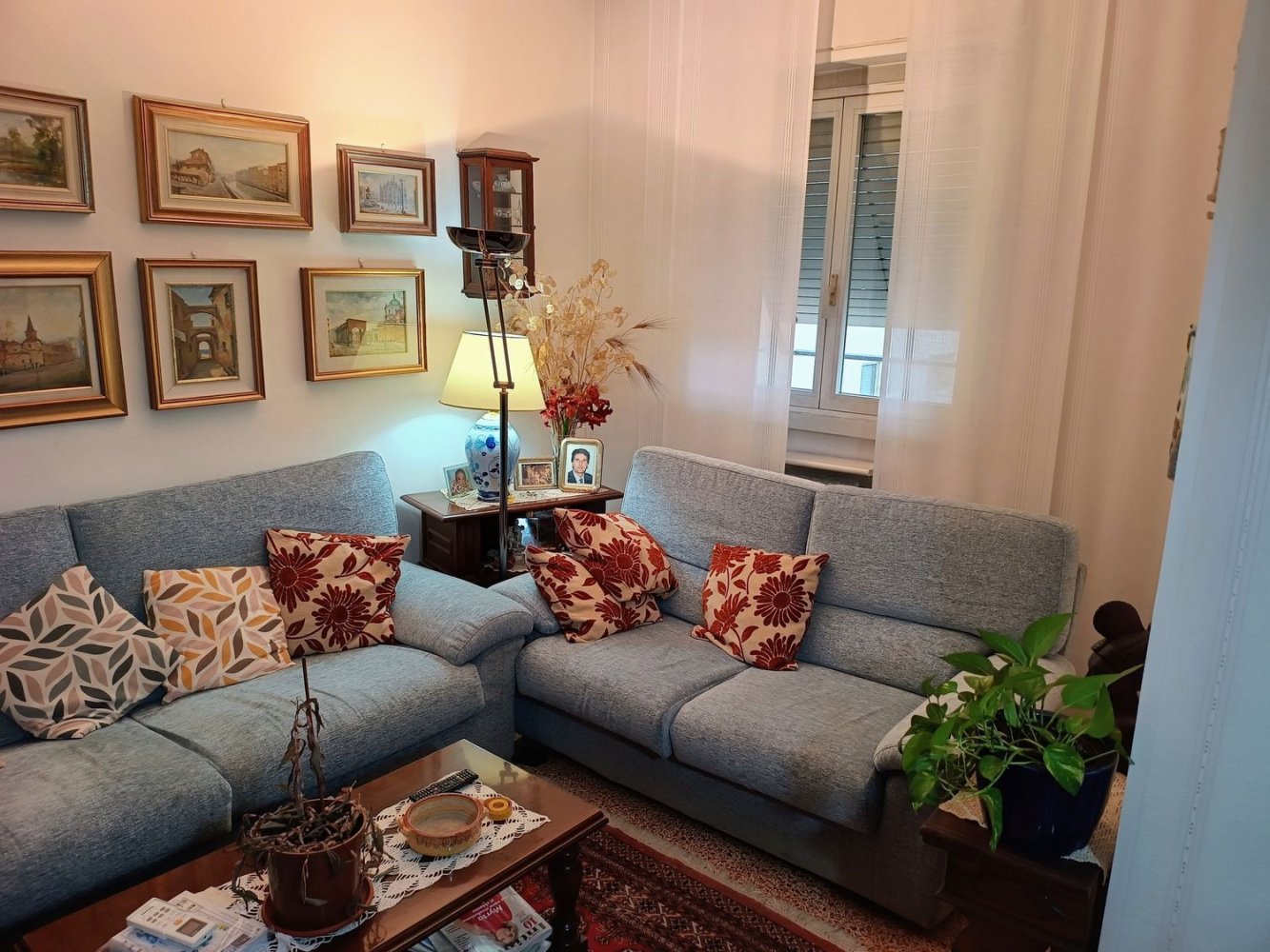 4-Zimmer Wohnung in Milan, Italy, Nr. 272346