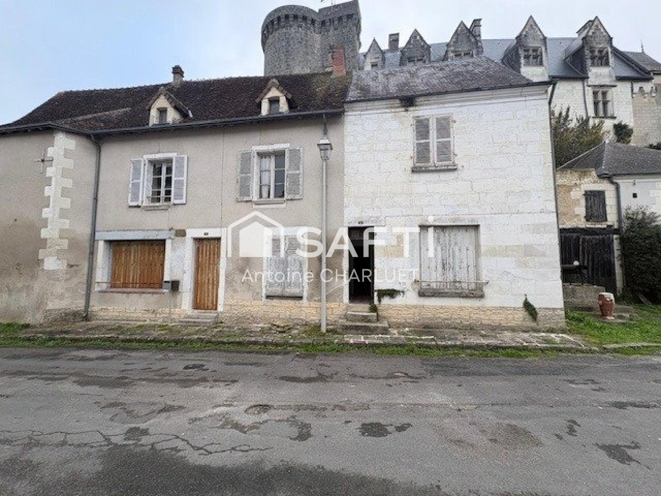 3 bedrooms Castles in Palluau-sur-Indre, France No. 154396