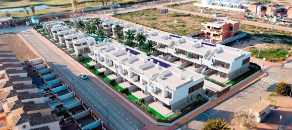 3 bedrooms Villa in Los Alcazares, Spain No. 16798 2