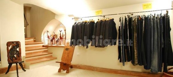 3 rooms Commercial property in Florence, Italy No. 128891 5