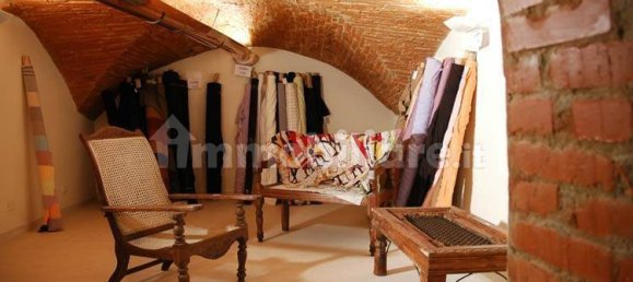 3 rooms Commercial property in Florence, Italy No. 128891 4