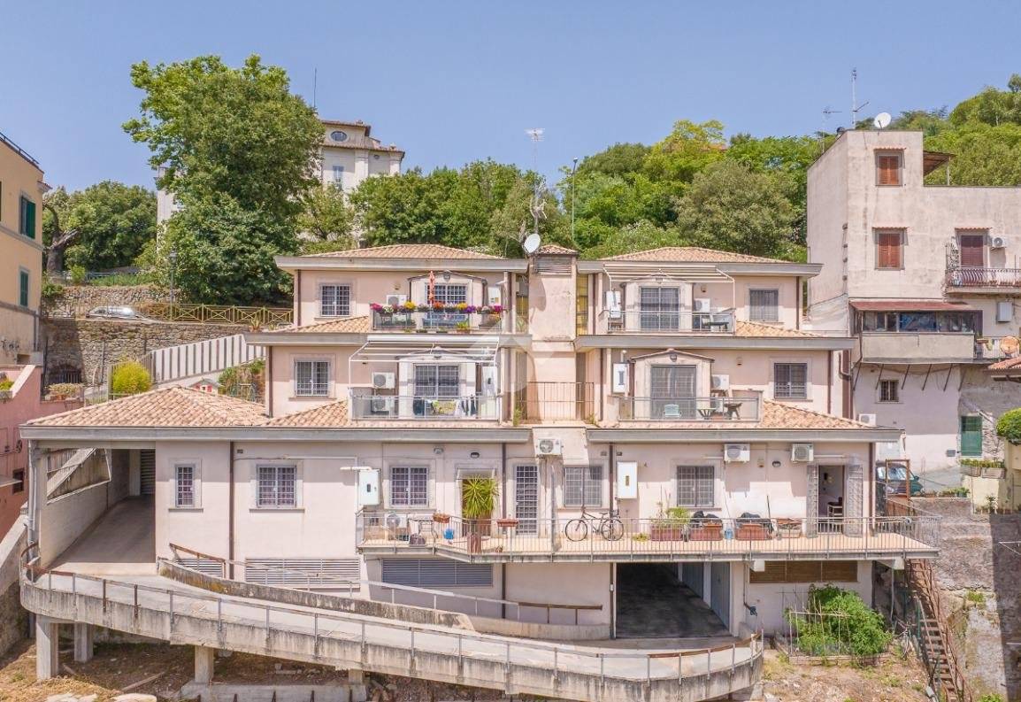 3 rooms Apartment in Ariccia, Italy No. 338286