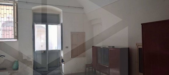 2-Zimmer Gewerbliche Immobilie in Bari, Italy, Nr. 22627 19