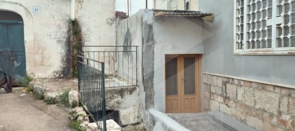 2-Zimmer Gewerbliche Immobilie in Bari, Italy, Nr. 22627 5