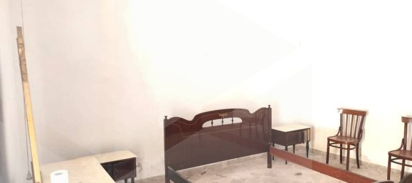 2-Zimmer Gewerbliche Immobilie in Bari, Italy, Nr. 22627 24