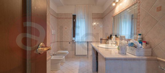 20-Zimmer Villa in Roccasecca, Italy, Nr. 87543 18