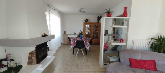 Casa de 4 dormitorios en Locmine, France No. 362486 11