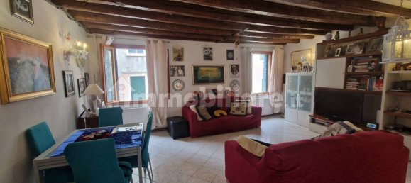 3 bedrooms House in Venice, Italy No. 359367 6