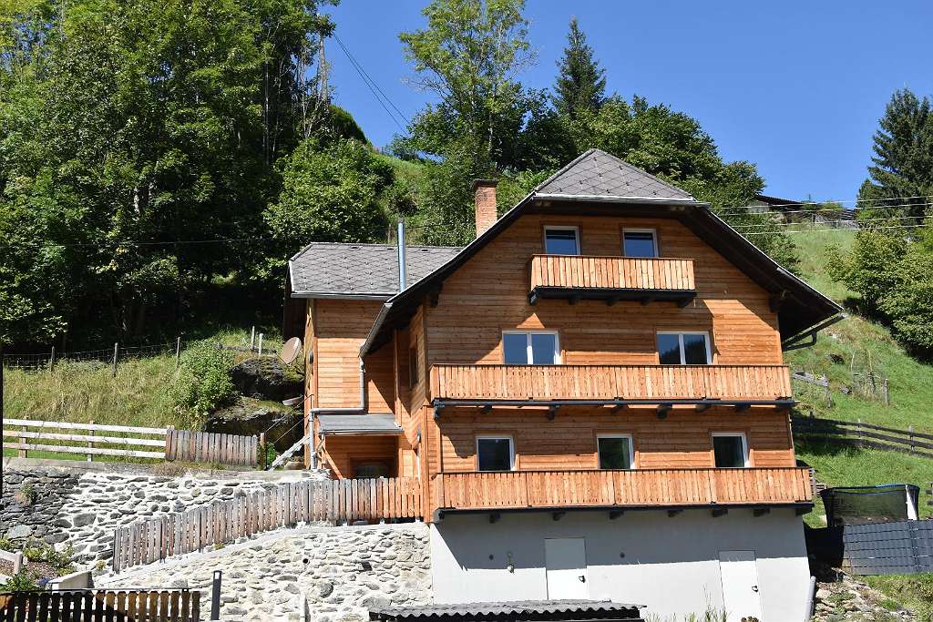 8 bedrooms House in Reichenau, Austria No. 70873