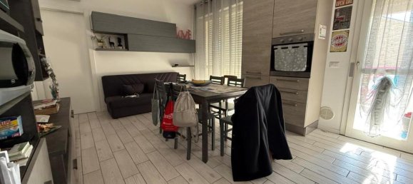 4 rooms Apartment in Viareggio, Italy No. 137375 5