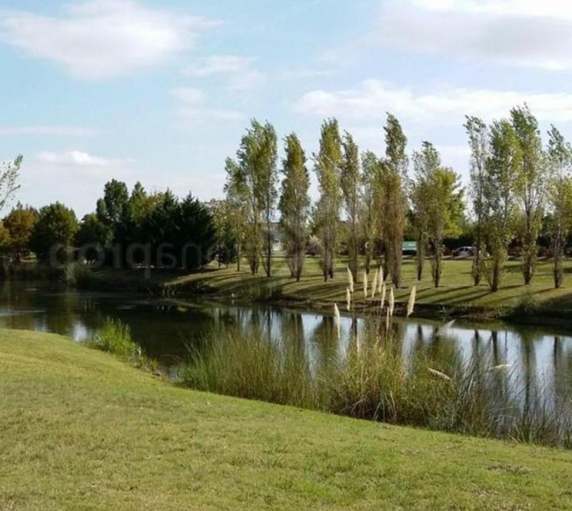  Land in Tigre, Argentina No. 39432