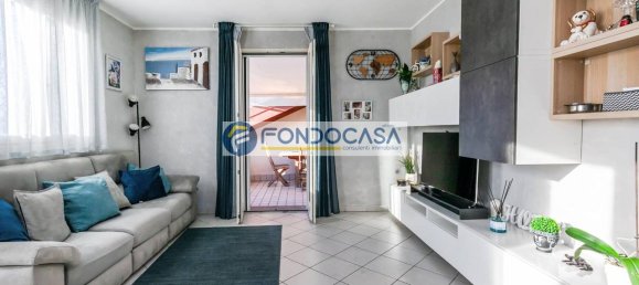 Apartamento de 3 habitaciónes en Monza, Italy No. 38925 15