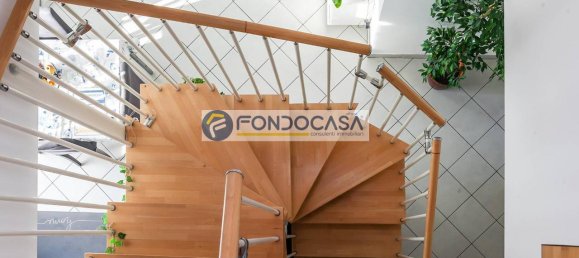 Apartamento de 3 habitaciónes en Monza, Italy No. 38925 131