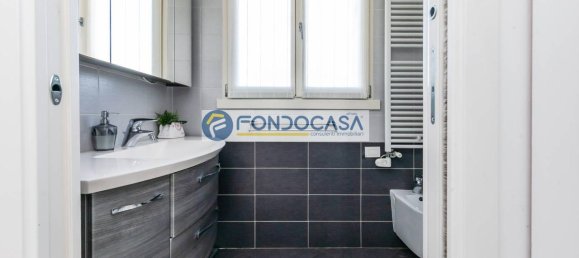 Apartamento de 3 habitaciónes en Monza, Italy No. 38925 83