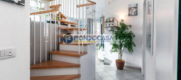 Apartamento de 3 habitaciónes en Monza, Italy No. 38925 24