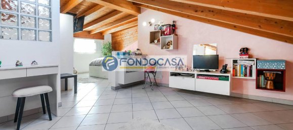 Apartamento de 3 habitaciónes en Monza, Italy No. 38925 139
