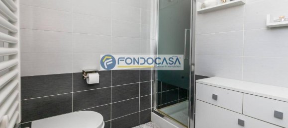 Apartamento de 3 habitaciónes en Monza, Italy No. 38925 81