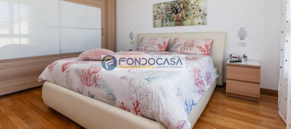 Apartamento de 3 habitaciónes en Monza, Italy No. 38925 102