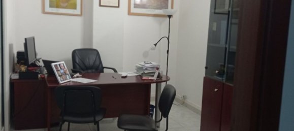 190m² Office in Naples, Italy No. 110343 4