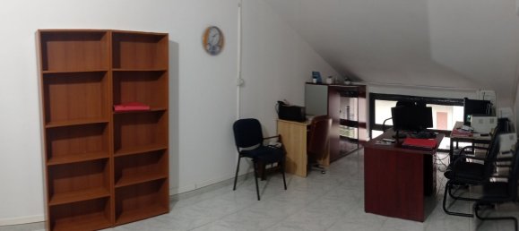 190m² Office in Naples, Italy No. 110343 5