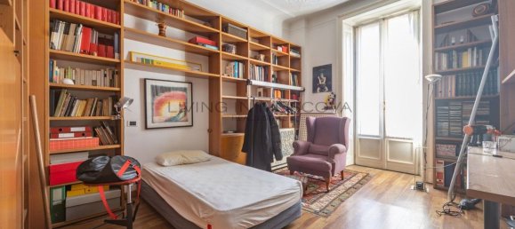 Квартира с 3 комнатами в Милан, Италия № 260624 15