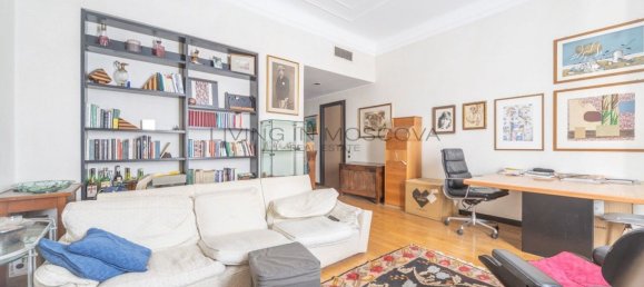 Квартира с 3 комнатами в Милан, Италия № 260624 4