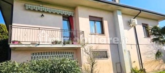 3 bedrooms Villa in Marcaria, Italy No. 310959 3