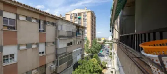 Apartamento de 4 dormitorios en Granada, Spain No. 179910 21