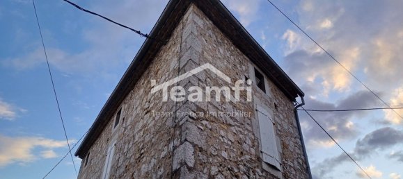 2 bedrooms House in Chauzon, France No. 206155 2