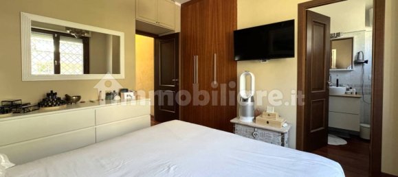 3 bedrooms Apartment in Rome, Italy No. 333604 17