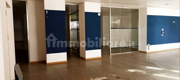 3 rooms Commercial property in Turin, Italy No. 165406 16