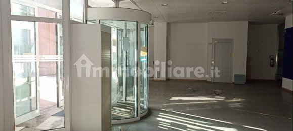 3 rooms Commercial property in Turin, Italy No. 165406 32