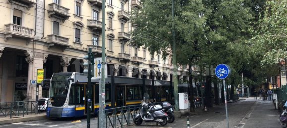 3 rooms Commercial property in Turin, Italy No. 165406 24