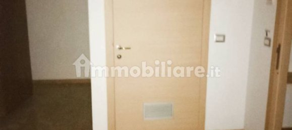 3 rooms Commercial property in Turin, Italy No. 165406 22