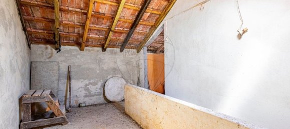 2 bedrooms House in Santarem, Portugal No. 185743 5