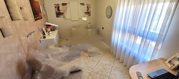 Apartamento de 4 dormitorios en Trani, Italy No. 342955 49