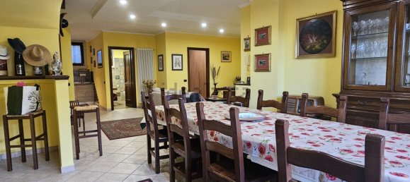 6 rooms House in Guidonia Montecelio, Italy No. 195320 18