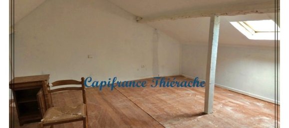 2 bedrooms House in Hirson, France No. 58918 2