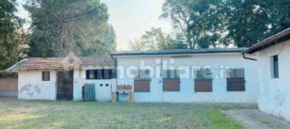 3 Schlafzimmer Haus in Mortara, Italy, Nr. 5785 5