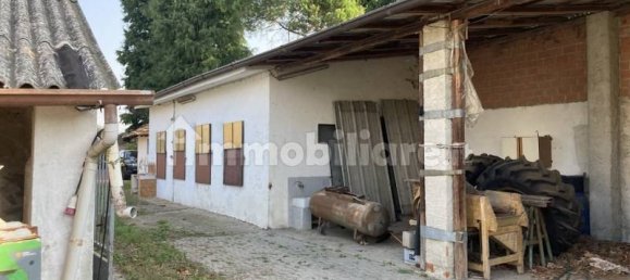 3 Schlafzimmer Haus in Mortara, Italy, Nr. 5785 26