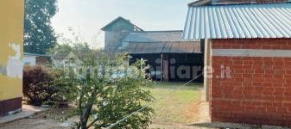 3 Schlafzimmer Haus in Mortara, Italy, Nr. 5785 3