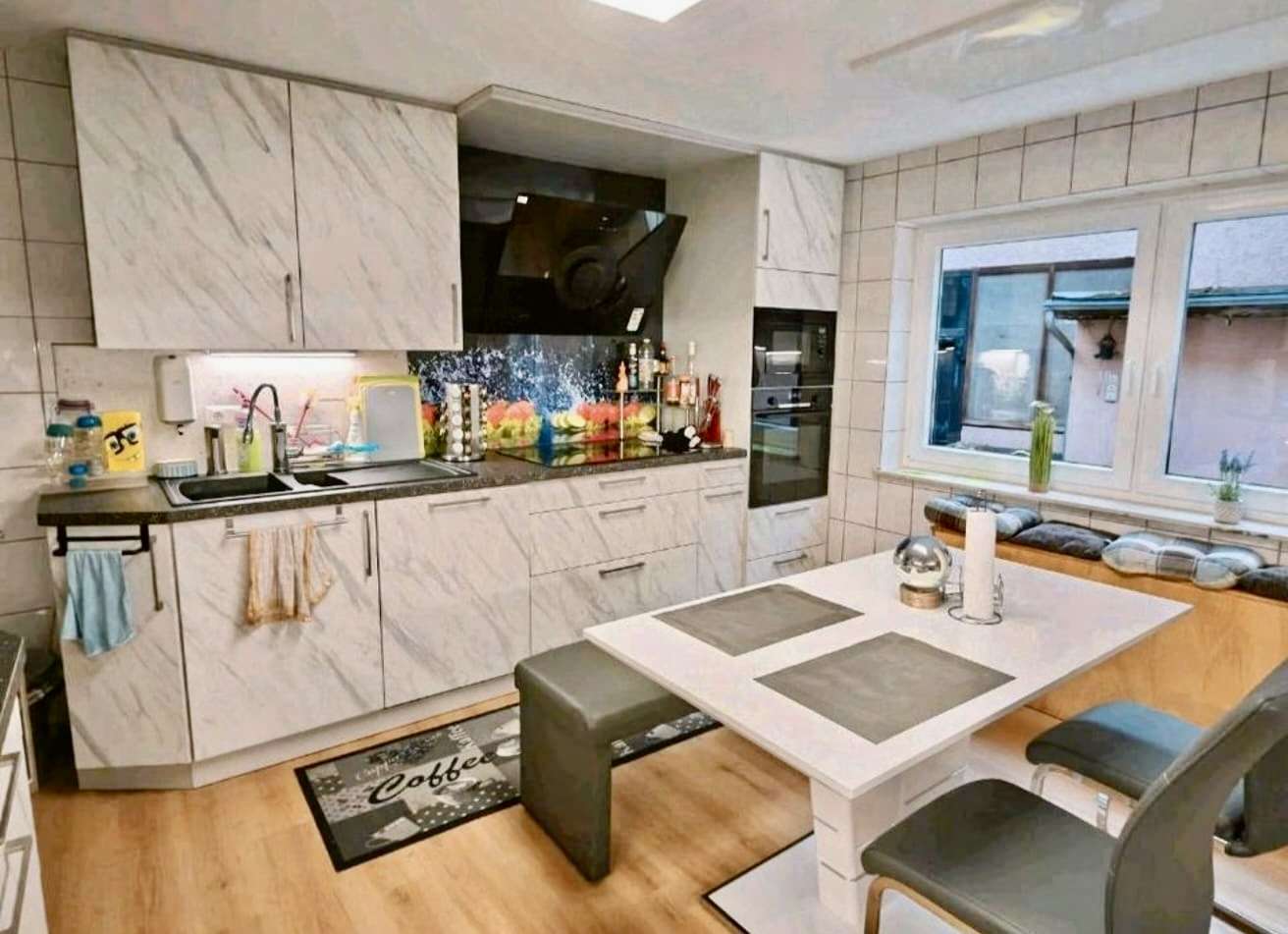 8-salle Maison de ville à Neckar-Odenwald-Kreis, Germany No. 73777