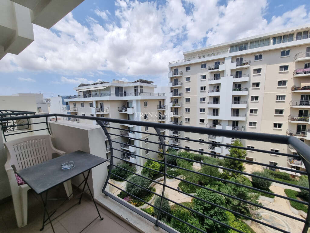 1 غرف نوم شقة في Gzira, Malta رقم 11704