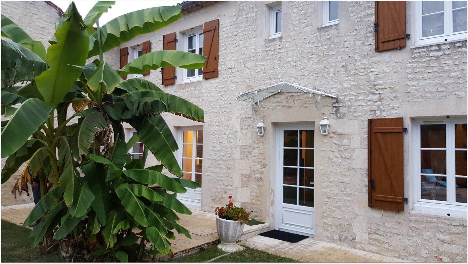3 chambres Maison à Angoulême, France No. 361794