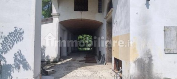 8 bedrooms Villa in Modena, Italy No. 140702 8