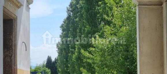 8 bedrooms Villa in Modena, Italy No. 140702 14