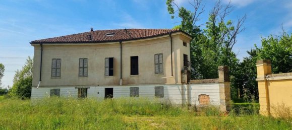 8 Schlafzimmer Villa in Modena, Italy, Nr. 140702 36