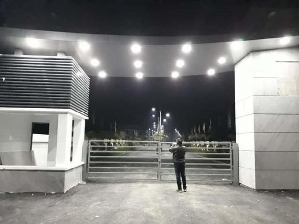  Land in Lucknow, India No. 30068