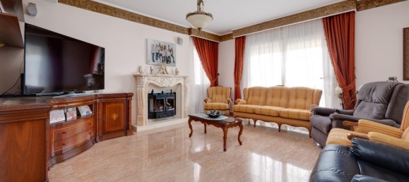 Дом с 7 спальнями в Аликанте, Испания № 50819 38