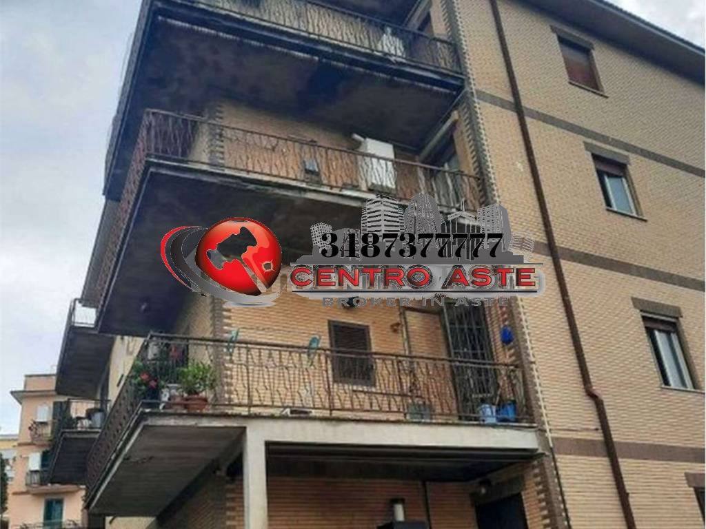 3 bedrooms Apartment in Rome, Italy No. 391055